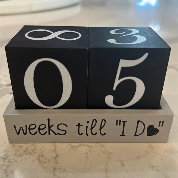 💛Wedding Countdown with Blocks - Picture 1 of 3